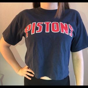 Pistons tee🏀